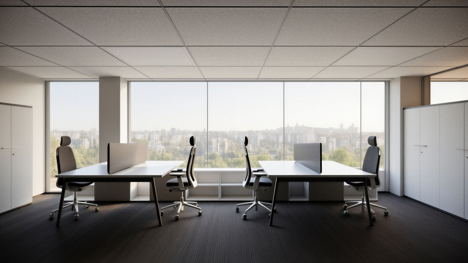 Biuro z widokiem na przestrzeń